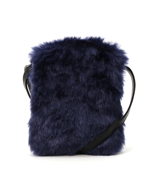 WEGO(ウィゴー)の「WEGO/ファーミニショルダーバッグ(ショルダーバッグ・レディース・サックスブルー/ライトピンク/その他2/その他1/ライトパープル/ホワイト/ブラック/ブラウン/その他3/ネイビー/パープル/ワイン/グレー/その他4/イエロー・FREE)」の6枚目の写真