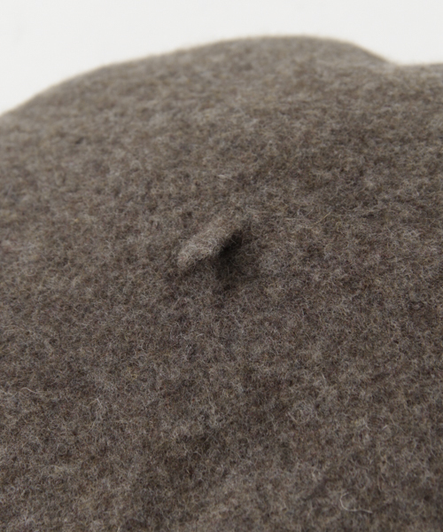 URBAN RESEARCH（アーバンリサーチ）の「UR バスクベレー帽（ハンチング/ベレー帽・レディース・モカ/チャコールグレー・FREE）」の4枚目の写真