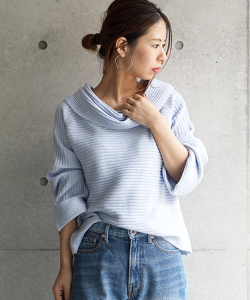 laboratory work（ラボラトリーワーク）の「ストレッチエアリー オフタートルニット（ニット/セーター・レディース・ブラック/ライトベージュ/サックスブルー/杢グレー・MEDIUM）」の4枚目の写真