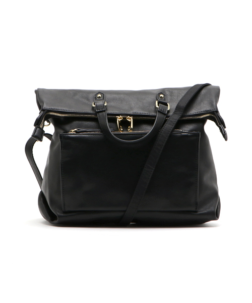 LBC（エルビーシー）の「ベーシック合皮2WAYリュック（バックパック/リュック・レディース・ライトブラウン/ネイビー/ブラック/ベージュ・ONE SIZE）」の18枚目の写真