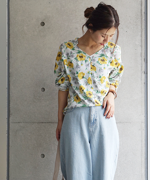 laboratory work（ラボラトリーワーク）の「ロイヤル梨地ジョーゼット花柄プリントブラウス（シャツ/ブラウス・レディース・イエロー系その他/ピンク系その他・MEDIUM）」の22枚目の写真