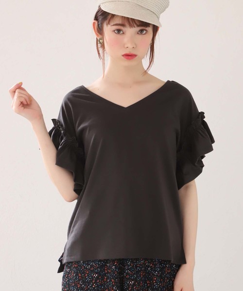 one after another NICE CLAUP(ワンアフターアナザーナイスクラップ)の「【WEB STORE限定】袖フリルTシャツ(Tシャツ/カットソー・レディース・レッド/オフホワイト/イエロー/スミクロ/パープル/ブラウン/ミント/ピンク系その他・FREE)」の2枚目の写真