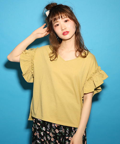 one after another NICE CLAUP(ワンアフターアナザーナイスクラップ)の「【WEB STORE限定】袖フリルTシャツ(Tシャツ/カットソー・レディース・レッド/オフホワイト/イエロー/スミクロ/パープル/ブラウン/ミント/ピンク系その他・FREE)」の6枚目の写真