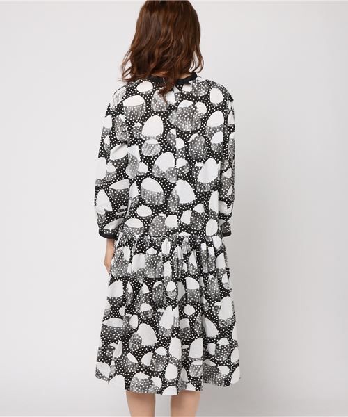 Ne-net（ネネット）の「S 雪柄ジャージ（ワンピース・レディース・ブラック/イエロー・02）」の3枚目の写真