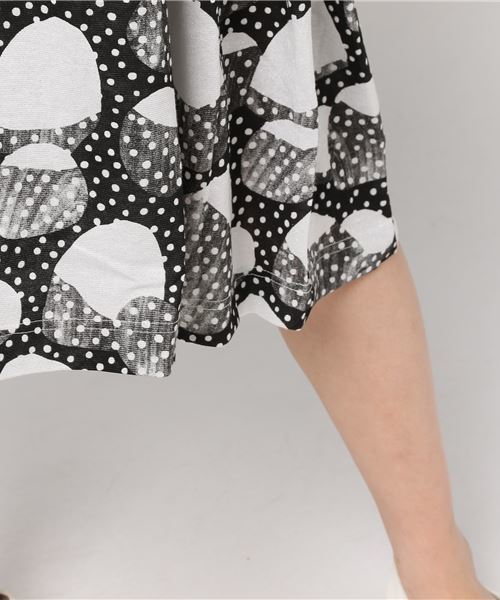 Ne-net（ネネット）の「S 雪柄ジャージ（ワンピース・レディース・ブラック/イエロー・02）」の8枚目の写真