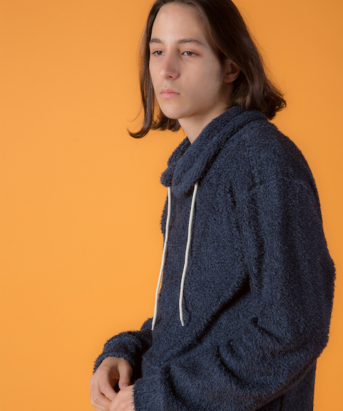 rehacer(レアセル)の「rehacer : Shaggy Pile High-necked CS(パーカー・メンズ・ブラック/ネイビー・LARGE/MEDIUM/SMALL)」の12枚目の写真