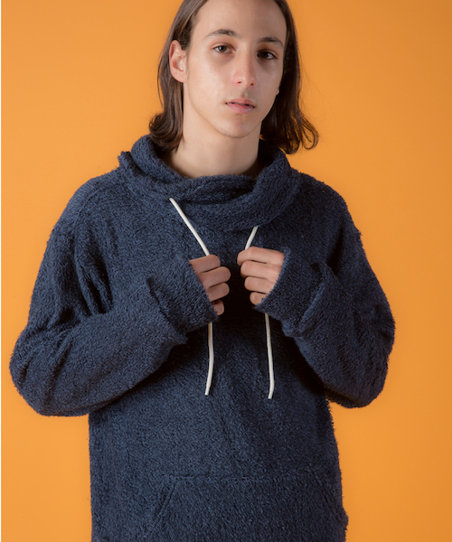rehacer(レアセル)の「rehacer : Shaggy Pile High-necked CS(パーカー・メンズ・ブラック/ネイビー・LARGE/MEDIUM/SMALL)」の5枚目の写真