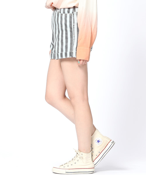 WEGO（ウィゴー）の「WEGO/デニムハイウエストプリントショーツ（デニムパンツ・レディース・その他2/その他3/その他1/その他5/その他4/ブラック・LARGE/MEDIUM）」の14枚目の写真