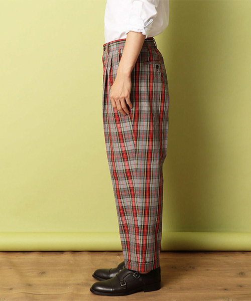COMME CA COMMUNE(コムサコミューン)の「ツータック ワイド パンツ(その他パンツ・メンズ・チェック/グリーン系カモフラージュ・SMALL/MEDIUM/LARGE)」の7枚目の写真