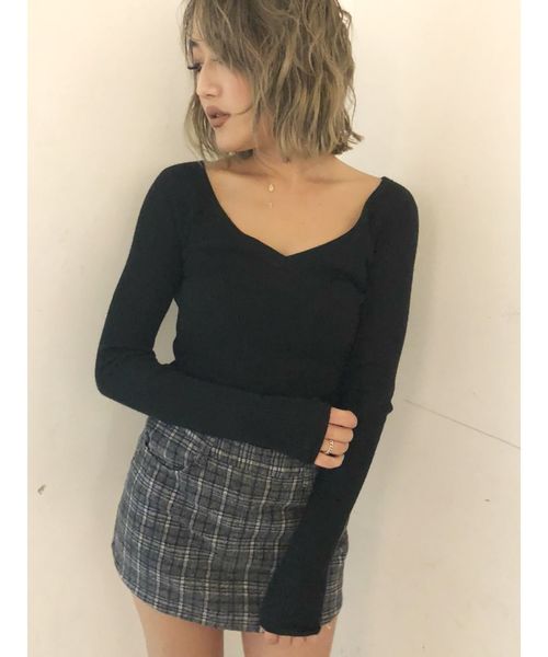 GYDA（ジェイダ）の「リブVネックニットTOPS（ニット/セーター・レディース・オフホワイト/グレー/ブラック/ボルドー・FREE）」の3枚目の写真