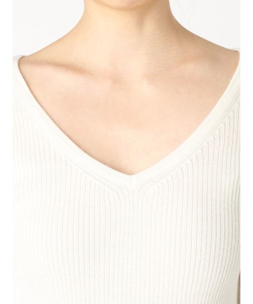 GYDA（ジェイダ）の「リブVネックニットTOPS（ニット/セーター・レディース・オフホワイト/グレー/ブラック/ボルドー・FREE）」の15枚目の写真