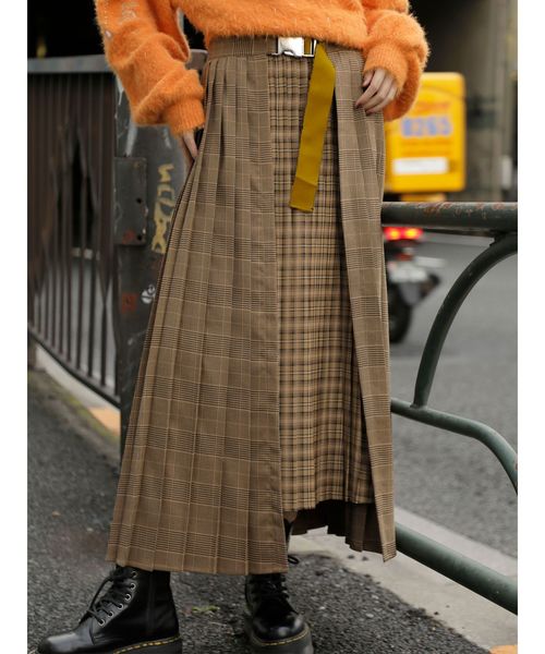 jouetie（ジュエティ）の「プリーツアシメスカート（スカート・レディース・ブラウン/グレー/ブルー・MEDIUM）」の8枚目の写真