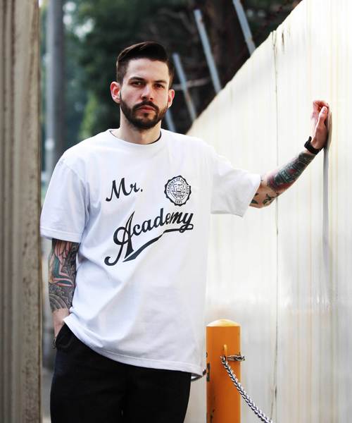 MR.OLIVE（ミスターオリーブ）の「7oz HEAVEY WEIGHT AMERICAN COTTON / ACADEMY T-SHIRT（Tシャツ/カットソー・メンズ・ネイビー/ブラック/オフホワイト・SMALL/X-LARGE/MEDIUM/LARGE）」の13枚目の写真