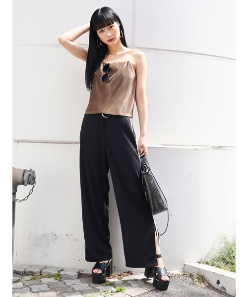 EMODA（エモダ）の「2WAYクロスプリーツキャミソール（キャミソール・レディース・ブラック/カーキ/オレンジ・FREE）」の6枚目の写真