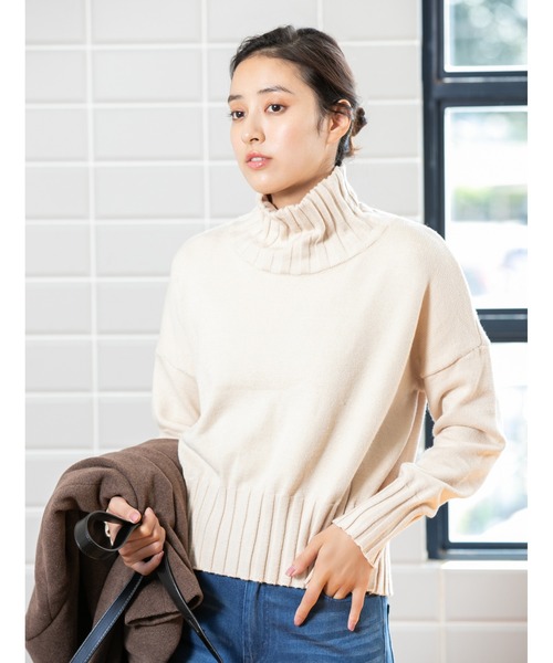 fifth(フィフス)の「ハイネック太リブニット(ニット/セーター・レディース・ブラック/ブラウン/アイボリー・MEDIUM)」の2枚目の写真