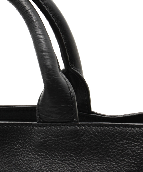 NANO universe（ナノユニバース）の「トート2wayショルダーバッグ（ショルダーバッグ・レディース・ブラック/グレー/オフホワイト/レッド・FREE）」の18枚目の写真