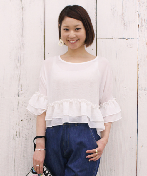 mystic(ミスティック)の「ダブルフリルプルオーバー(シャツ/ブラウス・レディース・ラベンダー/サックスブルー/オフホワイト/ベージュ/ブラック・フリ-)」の6枚目の写真