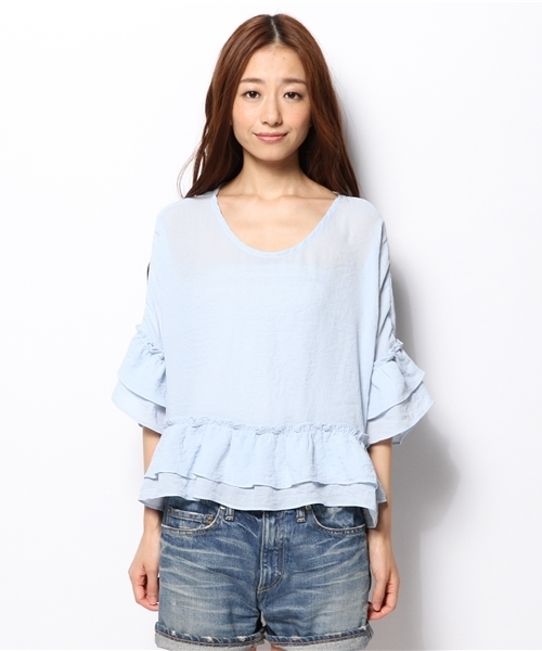 mystic(ミスティック)の「ダブルフリルプルオーバー(シャツ/ブラウス・レディース・ラベンダー/サックスブルー/オフホワイト/ベージュ/ブラック・フリ-)」の8枚目の写真