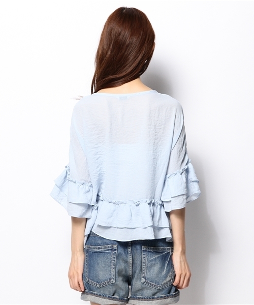 mystic(ミスティック)の「ダブルフリルプルオーバー(シャツ/ブラウス・レディース・ラベンダー/サックスブルー/オフホワイト/ベージュ/ブラック・フリ-)」の10枚目の写真