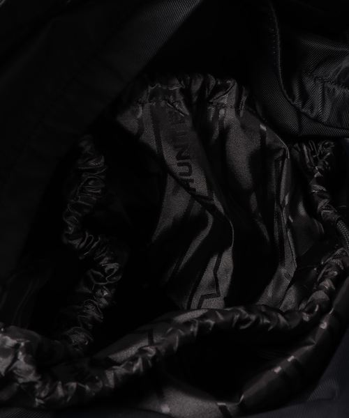 HUNTER(ハンター)の「ORIGINAL DUFFLE(バックパック/リュック・レディース・ブラック・FREE)」の5枚目の写真