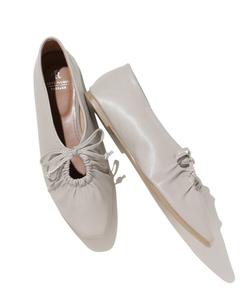 ROPE' PICNIC（ロペピクニック）の「ギャザーリボンソフトフラットシューズ（パンプス・レディース・ブラウン系その他3/グレー系その他/ブラック・36/37/38/39）」の11枚目の写真