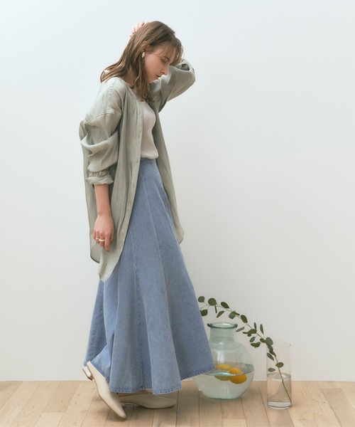 titivate(ティティベイト)の「デニムソフトマーメードスカート(デニムスカート・レディース・ホワイト/ライトブルー/ネイビー・S/M/L)」の11枚目の写真