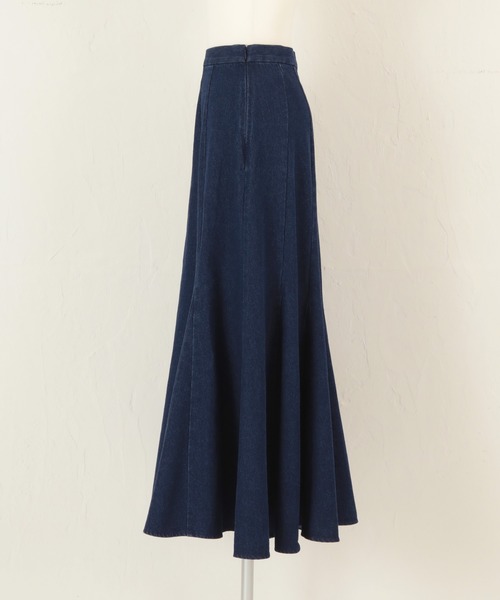 titivate(ティティベイト)の「デニムソフトマーメードスカート(デニムスカート・レディース・ホワイト/ライトブルー/ネイビー・S/M/L)」の14枚目の写真