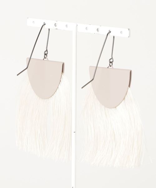 ELK(エルク)の「ELK HOLM Earring (エルク ホルムイヤリング)(ピアス(両耳用)・レディース・ピンク/ネイビー/オレンジ・ONE SIZE)」の4枚目の写真