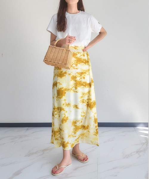 KOBE LETTUCE（コウベレタス）の「タイダイプリントマーメイドスカート（スカート・レディース・グリーン/イエロー/ベージュ・FREE）」の5枚目の写真