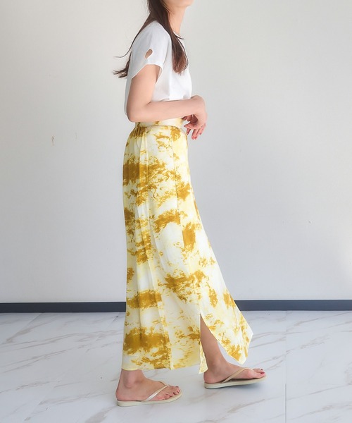 KOBE LETTUCE（コウベレタス）の「タイダイプリントマーメイドスカート（スカート・レディース・グリーン/イエロー/ベージュ・FREE）」の6枚目の写真