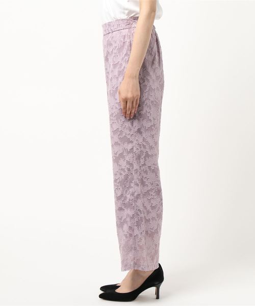 KOBE LETTUCE(コウベレタス)の「オパール花柄セミワイドパンツ(その他パンツ・レディース・ブラック/パープル系その他/レッド系その他・FREE)」の4枚目の写真