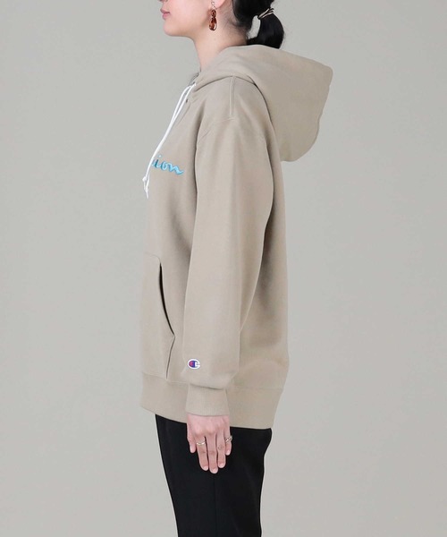 Champion(チャンピオン)の「【Champion】スクリプトスウェットパーカー(パーカー・レディース・ベージュ/グレー/オリーブ/ブラウン・M/L)」の9枚目の写真