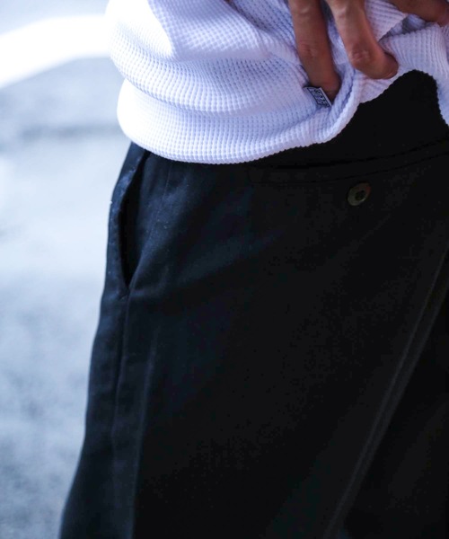 Blue Standard （ブルースタンダード）の「【BLUE STANDARD】アンクルワイドトラウザーパンツ　ワイドパンツ（その他パンツ・メンズ・ブラック/ベージュ/カーキ・MEDIUM/LARGE/X-LARGE）」の16枚目の写真