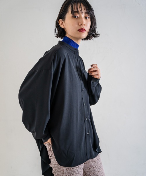 PAGEBOY（ページボーイ）の「バンドカラージョーゼットシャツ（シャツ/ブラウス・レディース・オフホワイト/ブラウン/ブラック・FREE）」の3枚目の写真