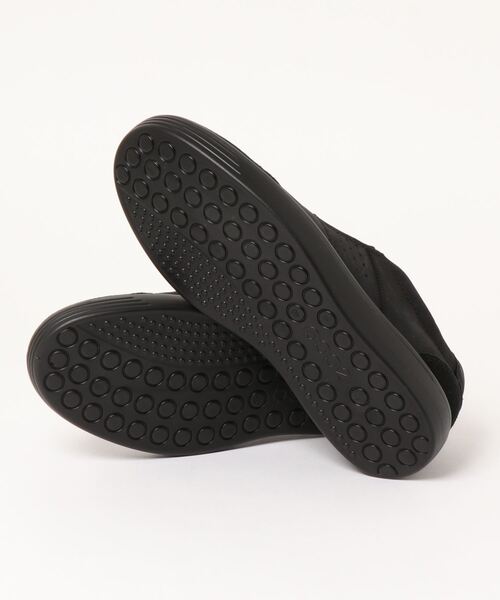 ECCO(エコー)の「ECCO SOFT CLASSIC M BLACK/BLACK(スニーカー・メンズ・ブラック・43/40/41(25.5)/42/39(24.5)」の3枚目の写真