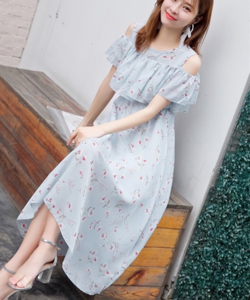 LUGG NAGG(ラグナグ)の「オフショルダーシフォンマキシワンピース(ワンピース・レディース・ライトグリーン/ホワイト系その他/ブラック/ブルー系その他/ピンク系その他/グレー系その他/ベージュ系その他/ライトブルー/レッド・MEDIUM/X-LARGE/LARGE)」の16枚目の写真