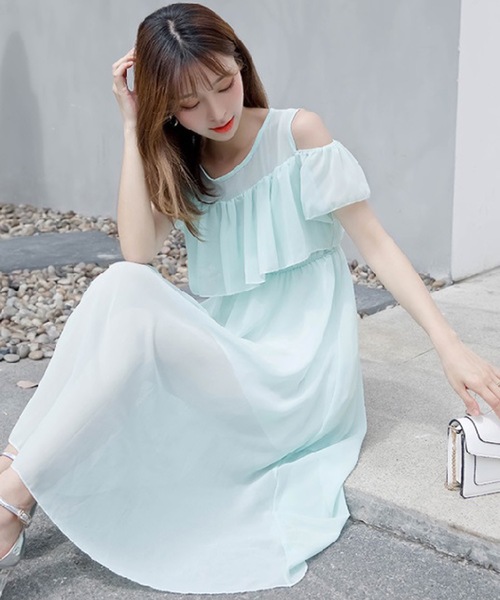 LUGG NAGG(ラグナグ)の「オフショルダーシフォンマキシワンピース(ワンピース・レディース・ライトグリーン/ホワイト系その他/ブラック/ブルー系その他/ピンク系その他/グレー系その他/ベージュ系その他/ライトブルー/レッド・MEDIUM/X-LARGE/LARGE)」の20枚目の写真