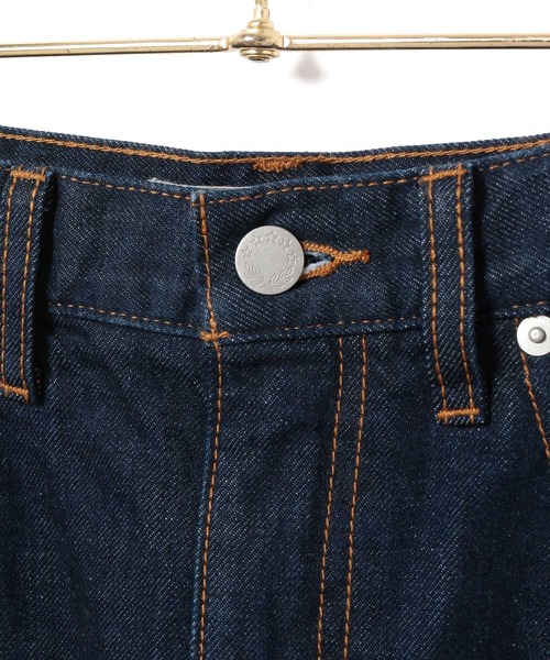 MADEMOISELLE ROPE'(マドモアゼル ロペ)の「【スタイルアップ】バックスリットデニムロングスカート(デニムスカート・レディース・ネイビー/ブルー・36/38)」の12枚目の写真