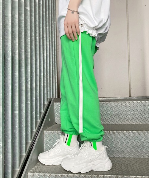 Figments（フィグメンツ）の「ボリュームスニーカー（スニーカー・レディース・ブラック/ホワイト・SMALL/MEDIUM）」の14枚目の写真