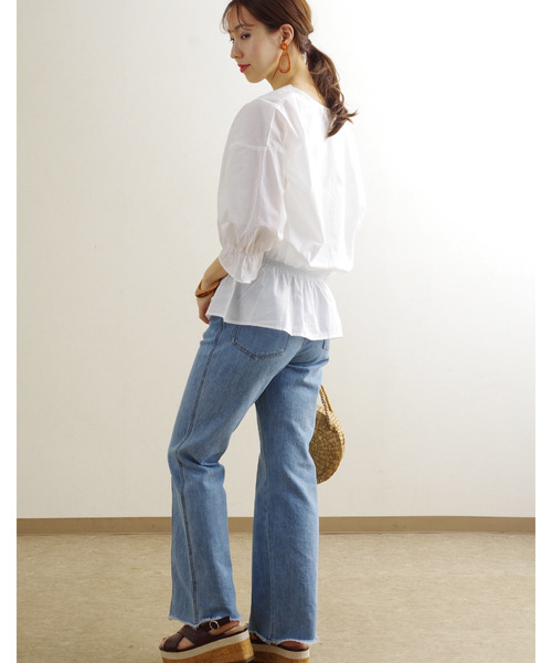 Fizz（フィズ）の「【Fizz/フィズ】　シャーリングスカラップレースブラウス（シャツ/ブラウス・レディース・グレイッシュベージュ/イエロー/ホワイト/ブラック・M）」の7枚目の写真