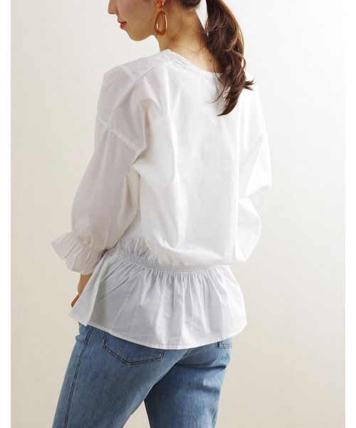 Fizz（フィズ）の「【Fizz/フィズ】　シャーリングスカラップレースブラウス（シャツ/ブラウス・レディース・グレイッシュベージュ/イエロー/ホワイト/ブラック・M）」の9枚目の写真