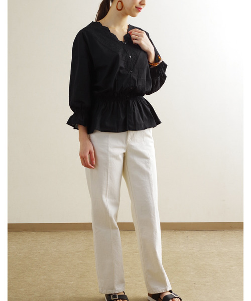 Fizz（フィズ）の「【Fizz/フィズ】　シャーリングスカラップレースブラウス（シャツ/ブラウス・レディース・グレイッシュベージュ/イエロー/ホワイト/ブラック・M）」の11枚目の写真