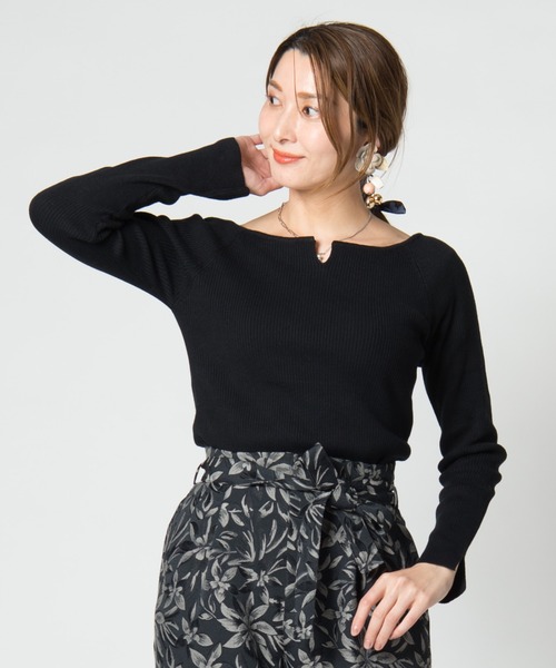LAYMEE(レイミー)の「Lantana knit / ランタナニット(ニット/セーター・レディース・ブラック/ベージュ/ワインレッド・FREE)」の11枚目の写真