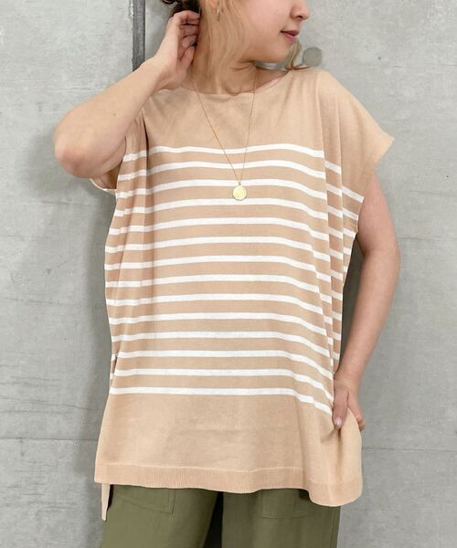 fredy emue(フレディエミュ)の「パネルボーダーニット(ニット/セーター・レディース・ホワイト系その他4/ベージュ系その他3/レッド系その他3・38)」の1枚目の写真