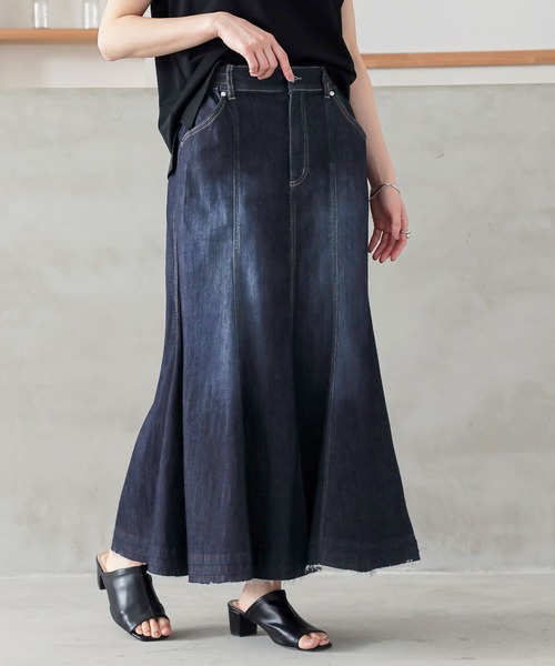 n'OrLABEL（ノアールレーベル）の「【機能素材】『フレアデニムスカート』（デニムスカート・レディース・ネイビー/インディゴブルー・2/1）」の12枚目の写真