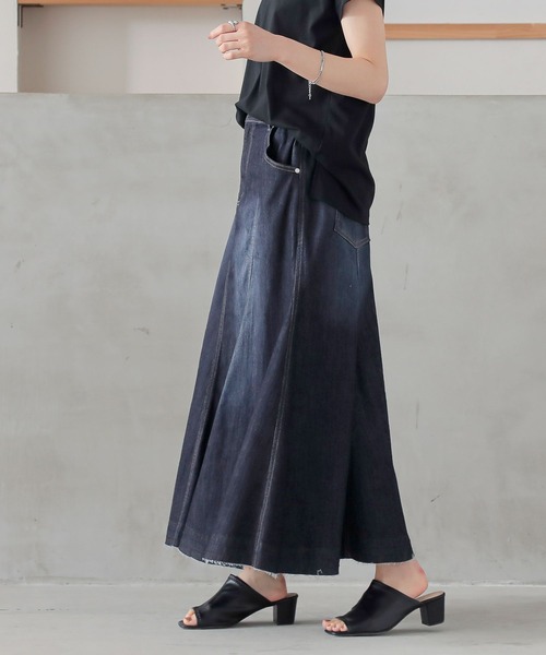 n'OrLABEL（ノアールレーベル）の「【機能素材】『フレアデニムスカート』（デニムスカート・レディース・ネイビー/インディゴブルー・2/1）」の14枚目の写真