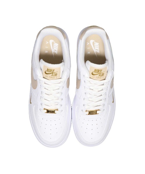 NIKE(ナイキ)の「NIKE WMNS AIR FORCE 1 '07 ESS / ナイキ ウィメンズ エア フォース 1 '07 ESS 【SP】(スニーカー・レディース・ホワイト・23.5cm/23.0cm/24.0cm/24.5cm/25.0cm/25.5cm/26.0cm/26.5cm/27.0cm/27.5cm/28.0cm/28.5cm)」の7枚目の写真