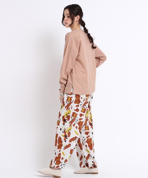 RNA-N(アールエヌエーエヌ)の「B2650 リブカフス布帛ロングTシャツ(Tシャツ/カットソー・レディース・ダークウッド/サーモンピンク/ホワイト・MEDIUM)」の9枚目の写真