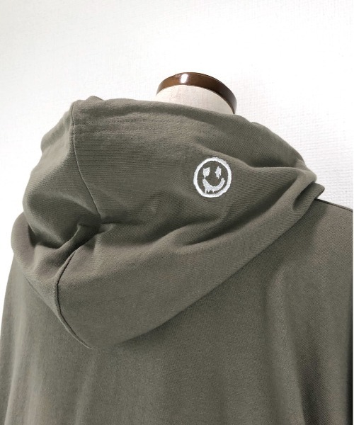 WORLD WIDE LOVE!（ワールドワイドラブ）の「異素材切り替えワンピース（ワンピース・レディース・ブラック/カーキ・1）」の4枚目の写真