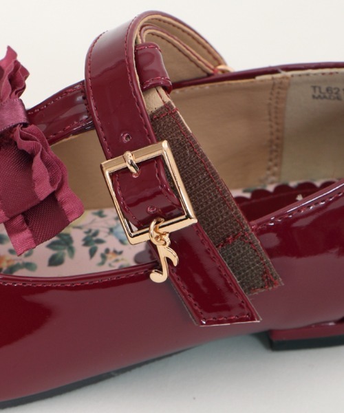 axes femme（アクシーズファム）の「リボン付Ｔストラップパンプス（パンプス・キッズ・ワイン/ブラック・LARGE/X-LARGE/MEDIUM）」の19枚目の写真